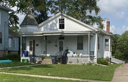 125 S 8Th Street, Burlington, IA 52601