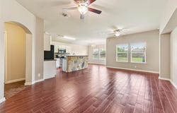 203 Teron DR, San Marcos, TX 78666
