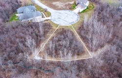 10830 Bridgewater Court, Crown Point, IN 46307