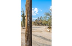 30120 N 70TH Street, Scottsdale, AZ 85266