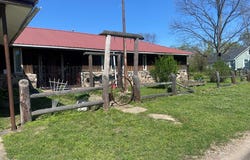 301 MCDONALD, West Helena, AR 72390