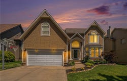 11702 W 132ND Terrace, Overland Park, KS 66213