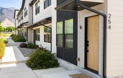254 N SPRING CREEK PKWY, Providence, UT 84332