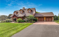 427 W 8th Avenue, Stanley, WI 54768