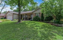 401 Coronation Drive, O'Fallon, MO 63366