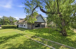 507 St Geralda St, Fredericksburg, TX 78624