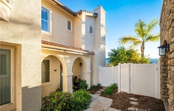 24332 Lorenzo, Valencia, CA 91355