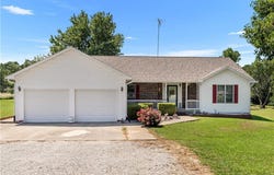 20187 S 1475 Road, Nevada, MO 64772