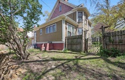 329 SW Woodlawn Ave, Topeka, KS 66606