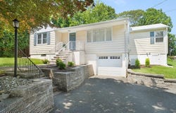 55 Elycroft Ave, West, Rockaway Boro, NJ 07866-3742