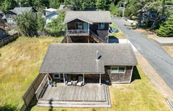 296 E JACKSON ST, Cannon Beach, OR 97110