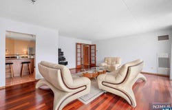 1055 River Road 905, Edgewater, NJ 07020