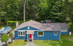 225 Creek Road, Greentown, PA 18426