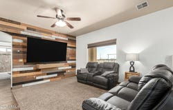 20724 W SAGUARO VISTA Drive, Wittmann, AZ 85361