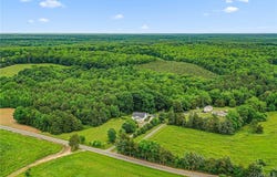 5541  Cedar Ln, Amelia Courthouse, VA 23002