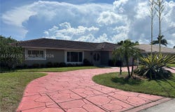 2480 NE 46th St, Lighthouse Point, FL 33064
