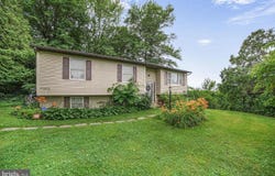 3263 HAWKS HILL RD, NEW WINDSOR, MD 21776