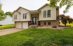 781 N West Lane, Jackson, MO 63755