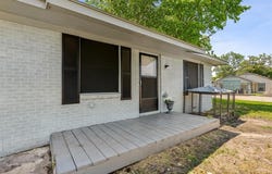 204 N Elm Street, Kemp, TX 75143