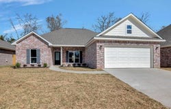 108 Saddle Brook Drive, Lufkin, TX 75904