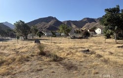 8420 Dawn PL, Lake Isabella, CA 93240