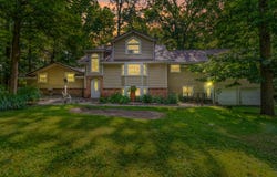 1391 Lake Wilson Road S, Hillsdale, MI 49242