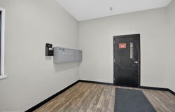 221 E 5th Street, Cedar Falls, IA 50613
