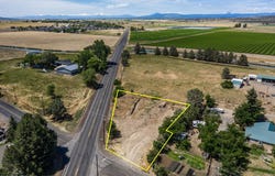 2350 SW Bear Drive, Madras, OR 97741