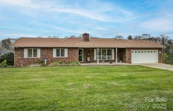 83 Overlook Drive, Leicester, NC 28748