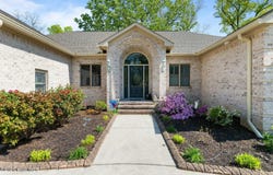 220 Shoreline Drive, New Bern, NC 28562