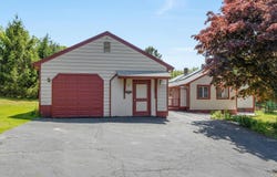 576 Maple Hill Road, Naugatuck, CT 06770