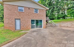 3333 Eastwood Avenue, Morganton, NC 28655