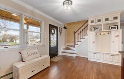 124 Meroke Lane, East Islip, NY 11730