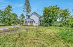 1335 Gravel Pond Road, Clarks Summit, PA 18411