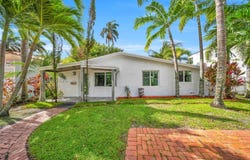 1104 NE 85th St, Miami, FL 33138