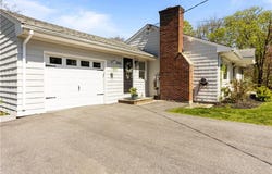 386 Stone Church Road, Tiverton, RI 02878
