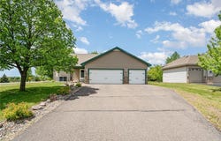 509 8th Avenue SE, Isanti, MN 55040