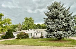 1002 6th Avenue N, Wheaton, MN 56296