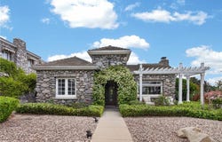 902 E Olive Avenue, Burbank, CA 91501