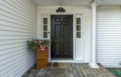 409 Lincoln Drive, Guilderland, NY 12084