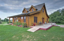 43020 Blackhawk Road, Harris, MN 55032