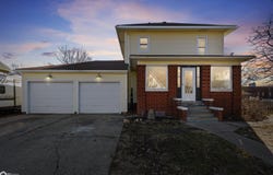 311 3rd Avenue, Melbourne, IA 50162