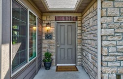 1520 N Mckinney Ln, Boise, ID 83704