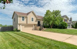 20534 W 199TH Terrace, Spring Hill, KS 66083