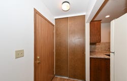 7921 S 68th St, Franklin, WI 53132