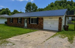 1524 Green Valley Drive, Ashland, KY 41102