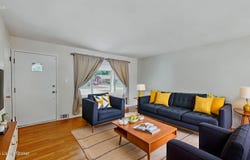 5321 Southdale Rd, Louisville, KY 40214