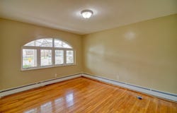 38 5th Street, Valley Stream, NY 11581