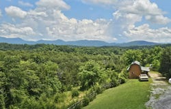 2440 Levee Way, Sevierville, TN 37876