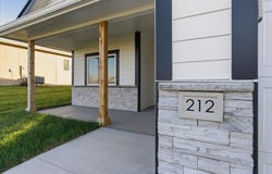 212 ST. ANDREWS Loop, MALVERN, IA 51551